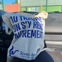 Communauté de communes Rives de Saône: En mode Covoiturage avec notre tot bag personnalisé spécialement pour le challenge !