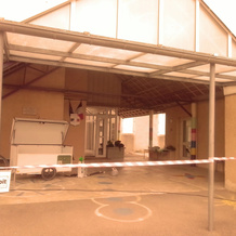 chantier vitrerie à l'école de St-Philibert tout en transport sobre