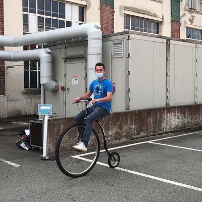 Journée de la mobilité : essais des vélos spéciaux (grand bi)