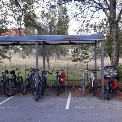 Le parking vélo est bien rempli pendant cette semaine de challenge