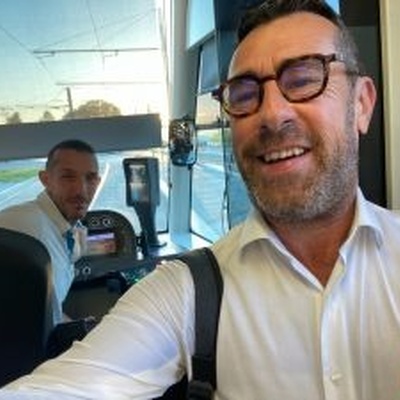 Gilles avec son pote le chauffeur du TRAM !
